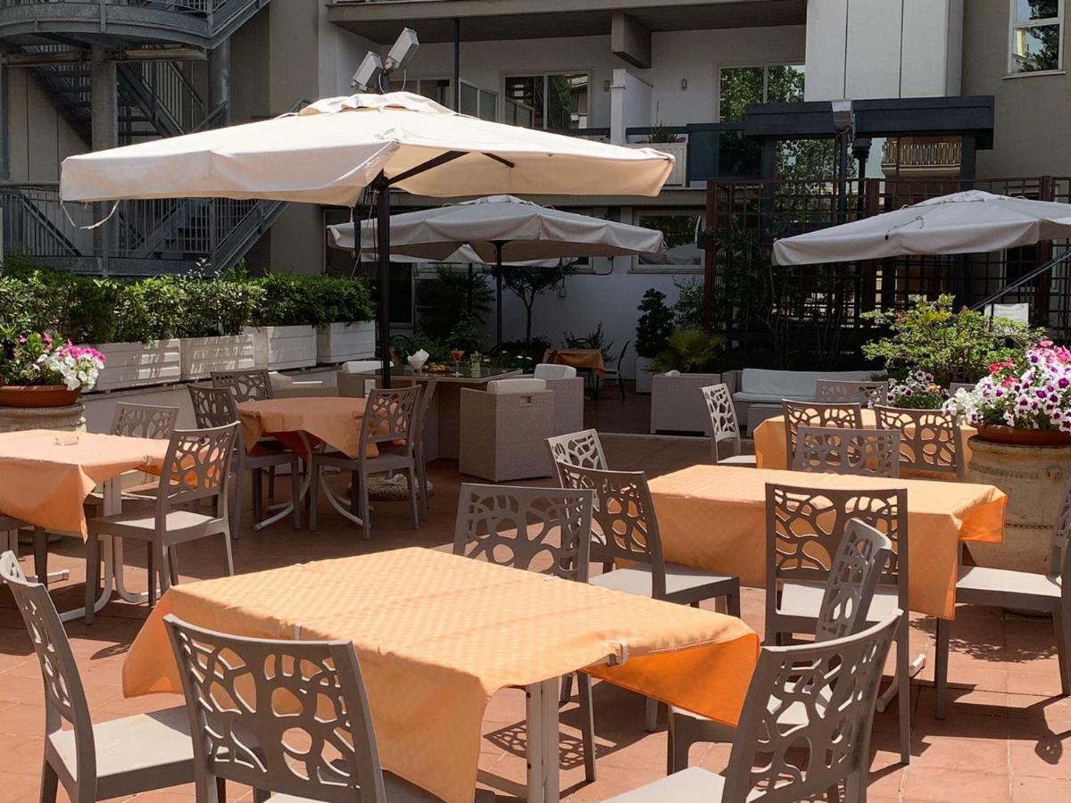 Pineta Palace 4* Roma